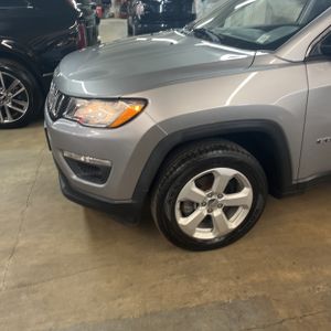 2019 JEEP COMPASS LATITUDE 照片 2