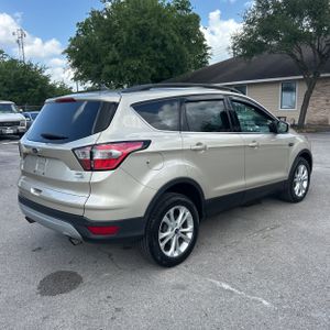 FORD ESCAPE SEL - 8