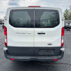 FORD TRANSIT 250 - 7