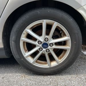 صورة مصغرة 11 لـ 2016 FORD FOCUS SE