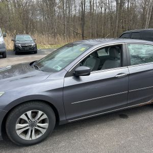 HONDA ACCORD LX - 2