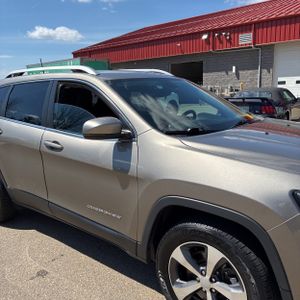 JEEP CHEROKEE LIMITED - 9