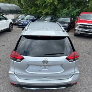 2018 Nissan ROGUE SV 缩略图 16