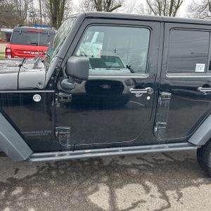 JEEP WRANGLER UNLIMITED SAHARA - 4