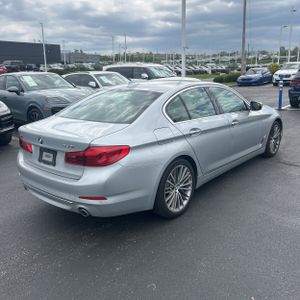 BMW 530I XDRIVE - 8