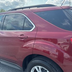 2017 Chevrolet EQUINOX LT — фото 6