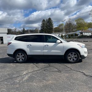 CHEVROLET TRAVERSE LT - 10