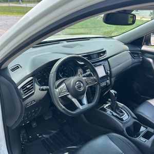 2017 Nissan ROGUE SL — миниатюра 37