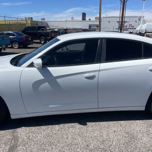 DODGE CHARGER SE - 4