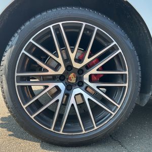 2024 Porsche MACAN S — миниатюра 19