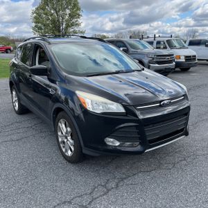 FORD ESCAPE SE - 9