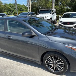 2023 KIA FORTE GT-LINE 照片 13