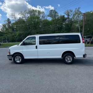 CHEVROLET EXPRESS LT 2500 - 3