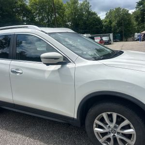 2017 Nissan ROGUE SV — миниатюра 13
