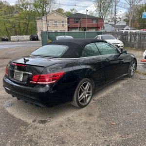 MERCEDES-BENZ E-CLASS - 8