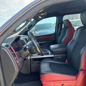 صورة 32 لـ 2016 RAM 1500 REBEL