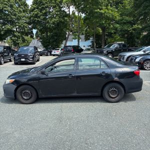 2011 Toyota COROLLA LE 照片 3
