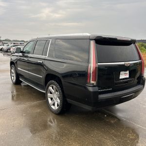 2017 Cadillac ESCALADE ESV LUXURY — фото 5