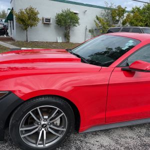 FORD MUSTANG ECOBOOST PREMIUM - 2