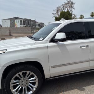 CADILLAC ESCALADE PREMIUM LUXURY - 2