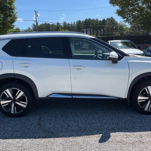 2021 Nissan ROGUE SL — миниатюра 11