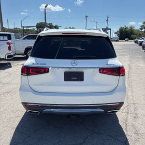 MERCEDES-BENZ GLS - 7