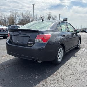 SUBARU IMPREZA 2.0I - 8