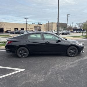 HYUNDAI ELANTRA SEL - 10