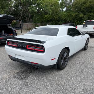 صورة 8 لـ 2019 Dodge CHALLENGER R/T SCAT PACK