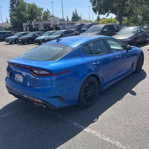 KIA STINGER GT-LINE - 8