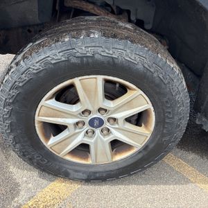 2016 FORD F-150 XLT — миниатюра 17