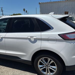 FORD EDGE SEL - 6