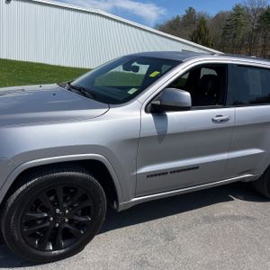 JEEP GRAND CHEROKEE ALTITUDE - 2