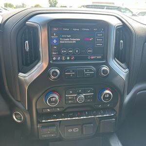 2020 Chevrolet SILVERADO 1500 RST 照片 37