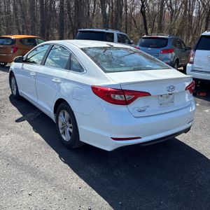 HYUNDAI SONATA SE - 5