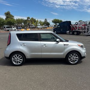 2018 KIA SOUL + — фото 10