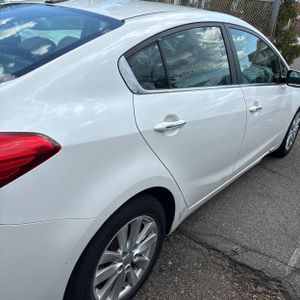 KIA FORTE EX - 8