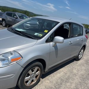 2012 Nissan VERSA 1.8 S — фото 2