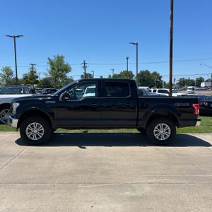 FORD F-150 LARIAT - 3
