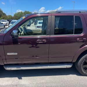 FORD EXPLORER LIMITED - 4