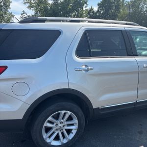 2015 FORD EXPLORER XLT 照片 9