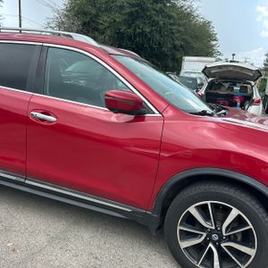 2017 Nissan ROGUE SL 照片 13