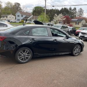 KIA FORTE GT-LINE - 10