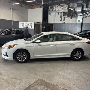 HYUNDAI SONATA SE - 3