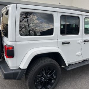 Jeep Wrangler Sahara 4xe - 9