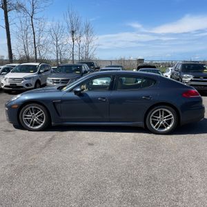 PORSCHE PANAMERA 4 - 3