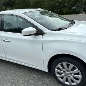 2017 Nissan SENTRA S 照片 13