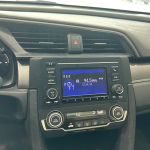 صورة مصغرة 34 لـ 2016 Honda CIVIC LX