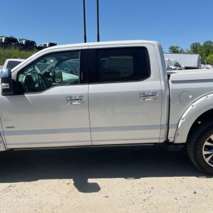 FORD F-150 LARIAT - 4