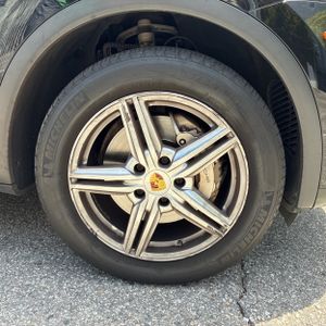 2016 Porsche CAYENNE S — миниатюра 18
